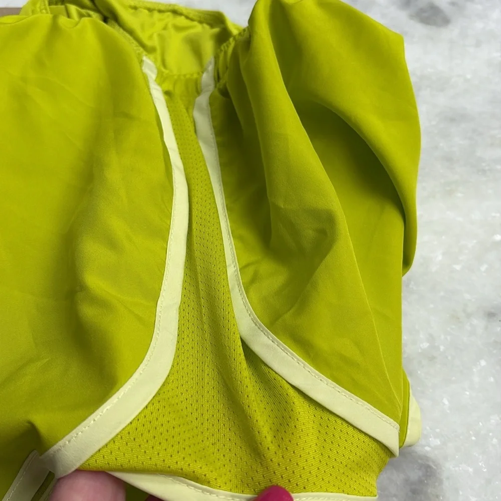 NWT Nike Women’s Dri Fit Running Shorts XS CHARTREUSE